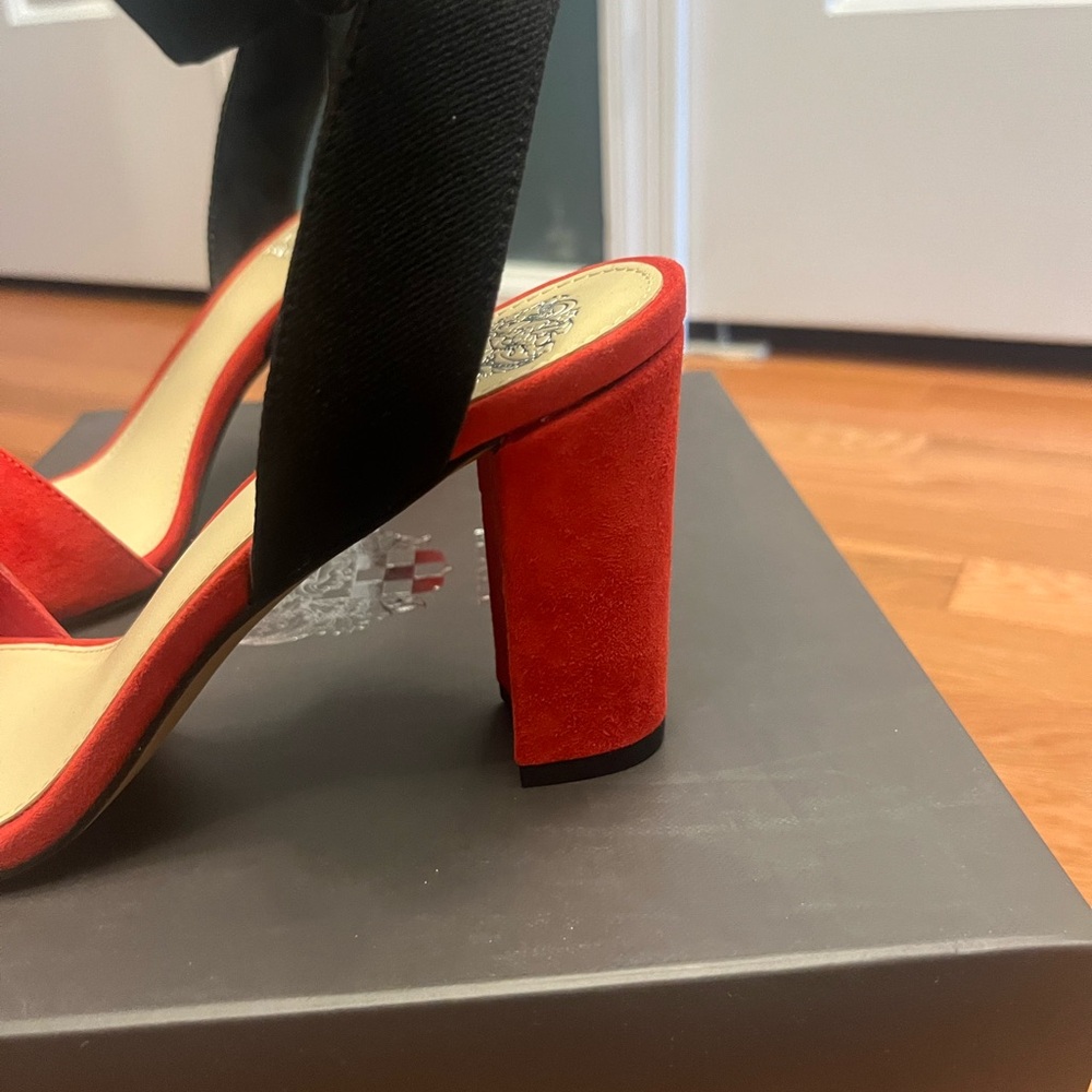 Vince Camuto Citriana block heel - Picture 4 of 4